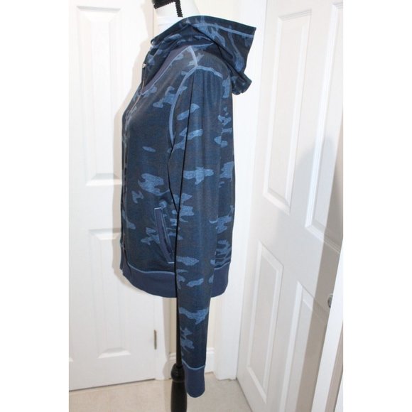 LULULEMON Namaskar Hoodie Jacket Lotus Camo Oil Slick Blue Inkwell Women Size 10 - Picture 5 of 7